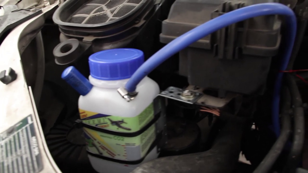 Vidéo Un moteur à eau de pluie pour réduire sa conso